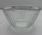 Pyrex 3 Cup Glass Ribbed Bowl EUC Clear 7401 - S 5.5” Made In The USA Mixing