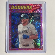 Topps Heritage 2026 Pink Sparkle Max Muncy #2...