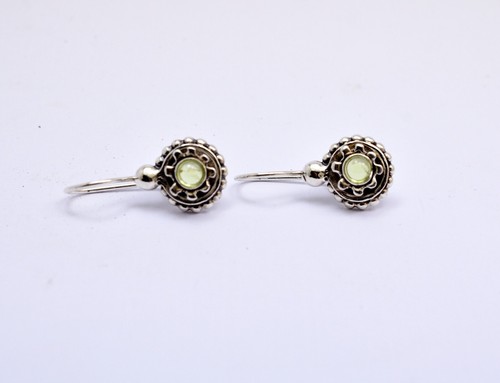 kleine baumelnde Silber Ohrringe Blume mit Peridot Edelstein Vintage inspiriert - Bild 5 von 17