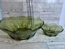 Vintage Avocado Green Glass Chip and Dip Set, Anchor Hocking, MCM Scalloped Edge