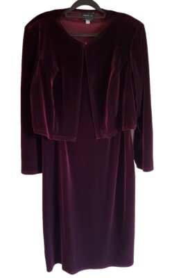 Onyx Nite By Wendye Chaitin Burgundy Velour Tank Dress & Bolero Jacket Size 16
