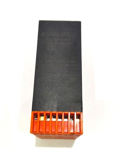Dold BD5985N.02 Two Hand safety Gate Protective Relay - Picture 2 of 6