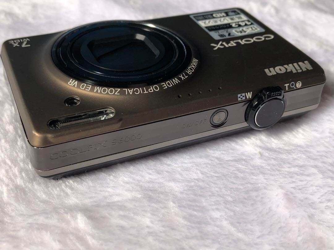 Nikon COOLPIX S6000 ブラウン#68 Amazon.com : Nikon Coolpix S8100 12.1 MP CMOS Digital Camera