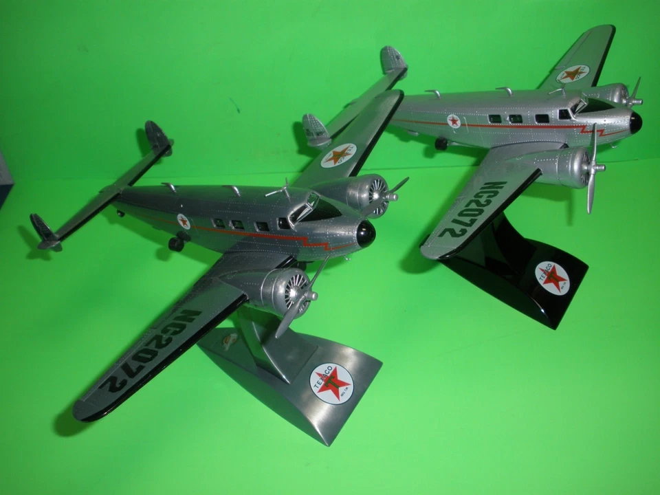 WINGS OF TEXACO LOCKHEED 12A ELECTRA JR. AIRPLANE REG & SE SET - #17 in Series D - Image 4 of 4