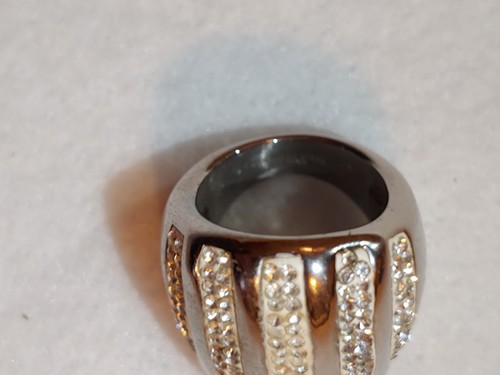 Stainless Steel Pave Rhinestone Beautiful Ring - Size 5 - No stones Are Missing - Picture 8 of 11