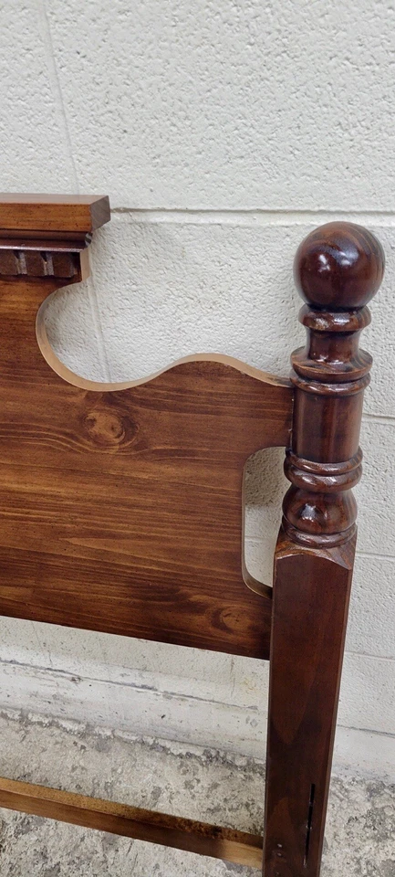 Cabecero vintage tamaño completo estilo tradicional Foto 3 de 4