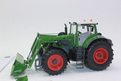 Siku 6796 Fendt 933 Vario Traktor Frontlader Fernsteuerung 1:32 Control RC NEU - Bild 4 von 19
