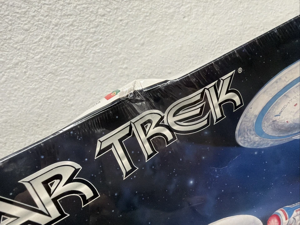 AMT/ERTL Star Trek Snapfast USS Enterprise 1701-B, C and E Set Model SEALED NEW - Image 4 of 4