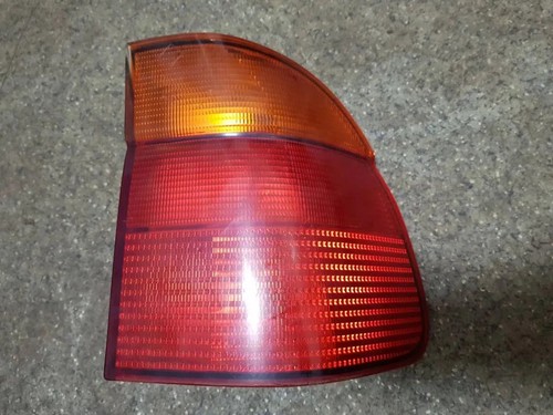 BMW 5 Touring E39 Rücklicht hinten links 8361672 3.00 Diesel 142kw 33755429