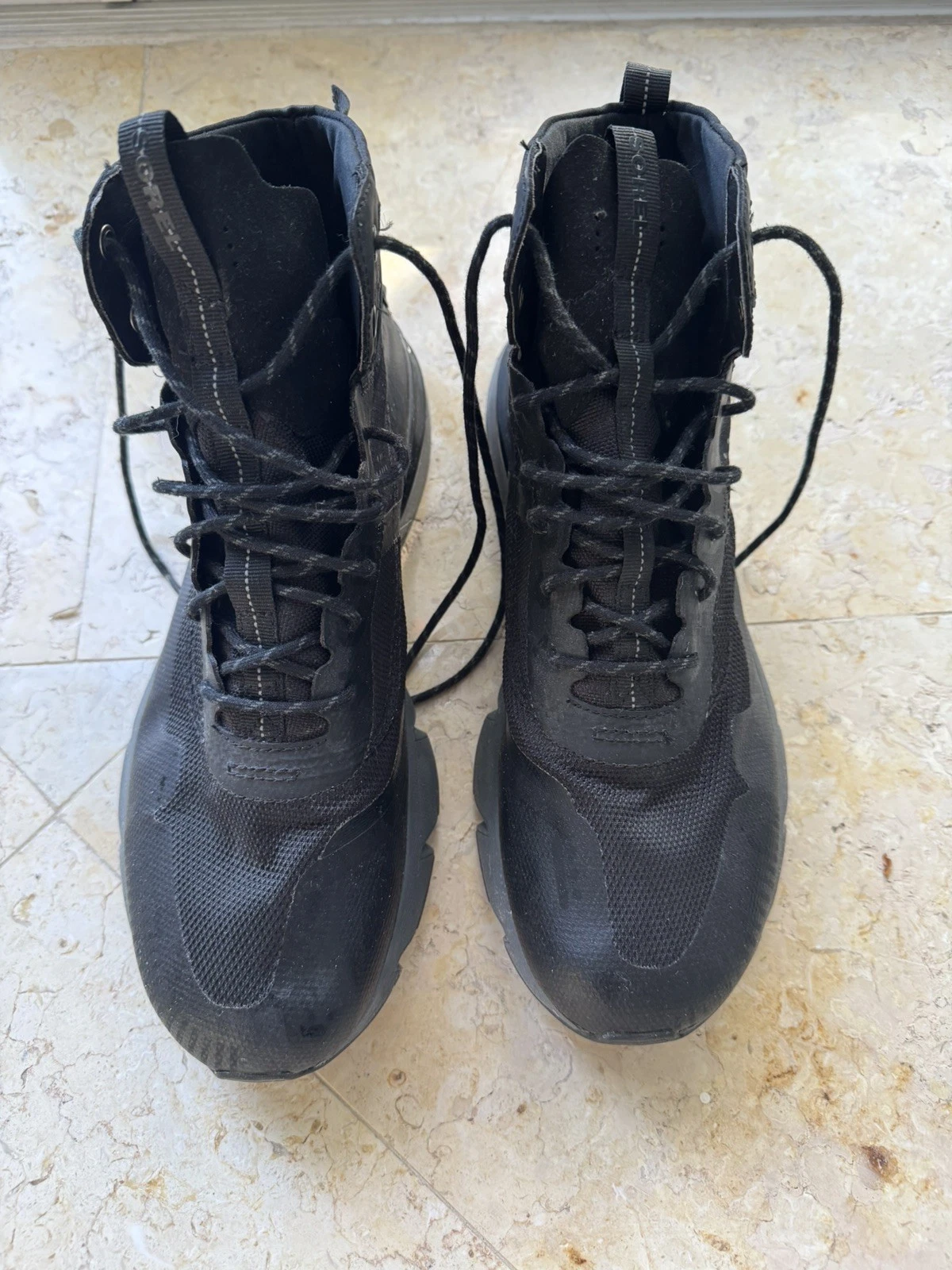 Sorel Kinetic Rush Mid Waterproof Ankle Boots Shoes Mens Size 11.5 Black Gray