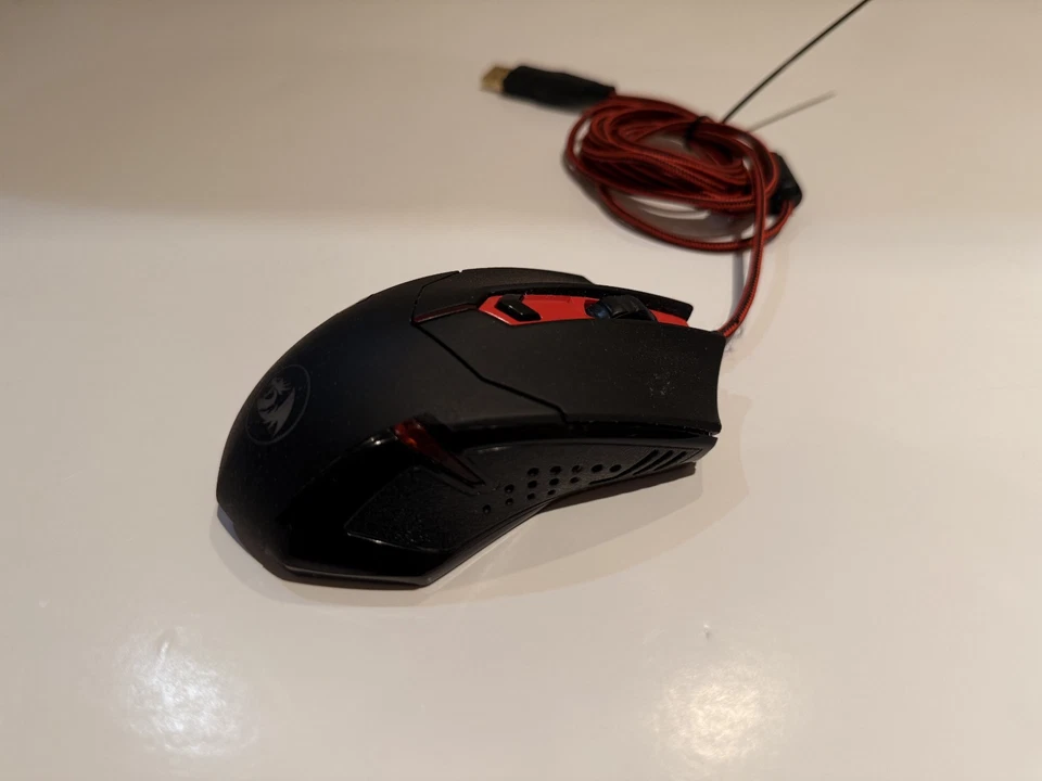 Redragon Wired 3200 DPI Optical Gaming Mouse – Tested, Great Condition - Image 3 of 4