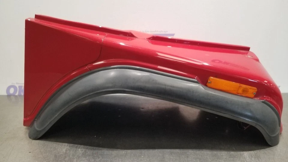 1970 JEEP CJ5 FENDER ASSEMBLY WITH FLARE AND LAMP RIGHT PASSENGER RED - Image 2 of 4