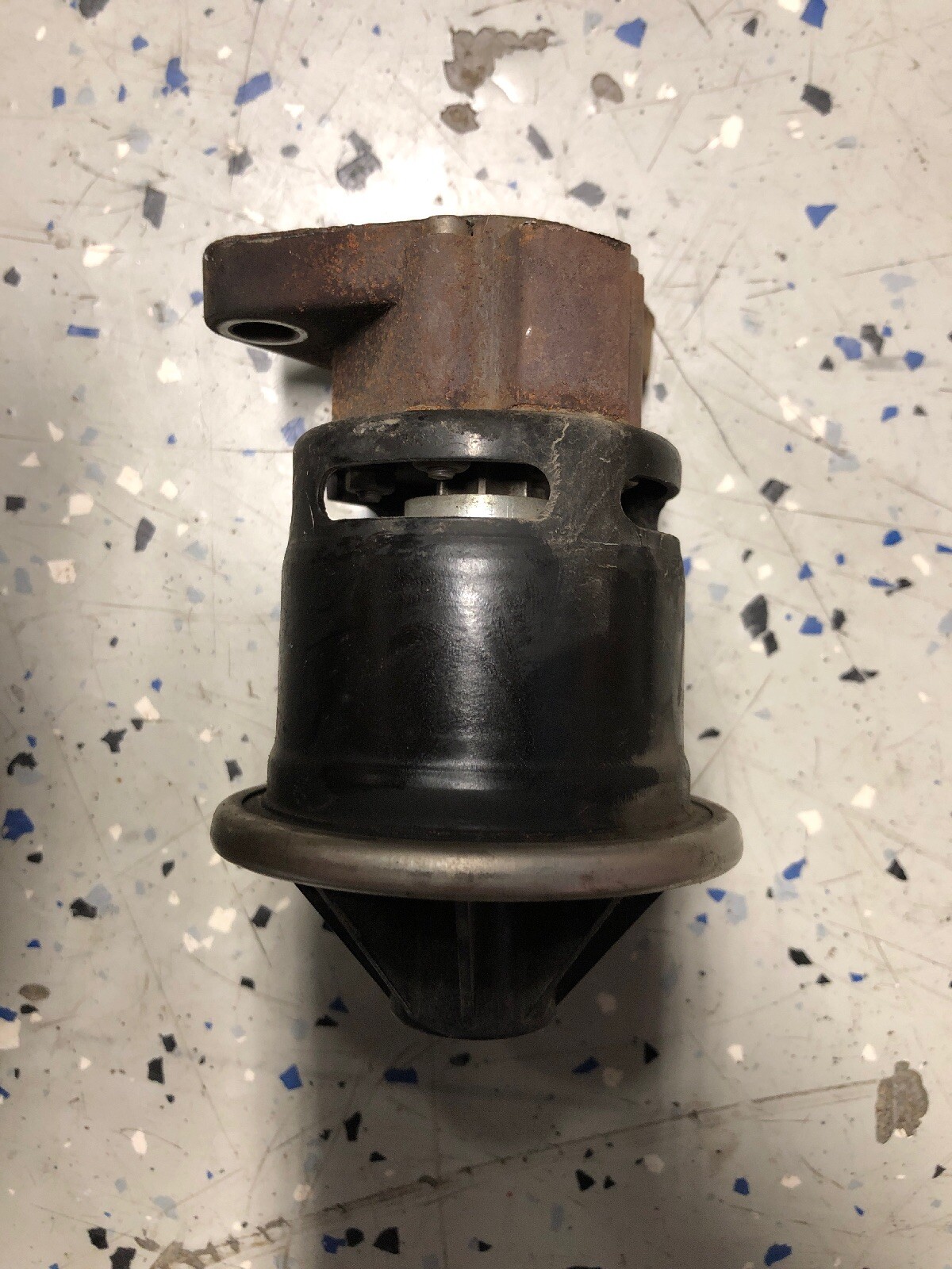 HONDA PILOT EGR VALVE OEM (AC01389780) 1366D Siemens 3.5L (EE01) OEM