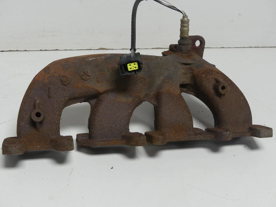 Colector de escape del motor 2,4 L 53013263AB 2003-2006 Jeep Wrangler TJ CC 69UC Foto 2 de 4