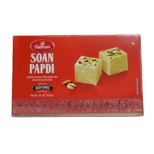 Haldiram's Sweets Soan Papdi, 500 grams Pure Desi Ghee Traditional Indian Sweet