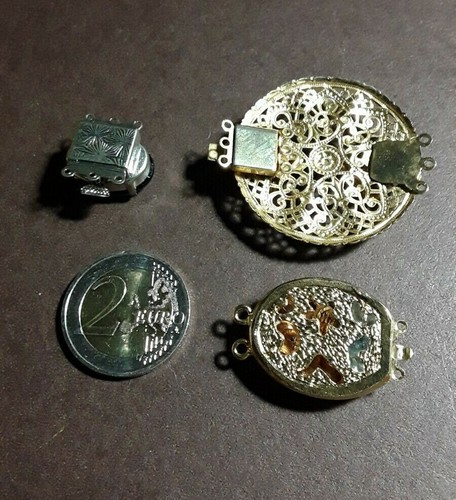 Lotto Chiusure vintage per collane e braccali,metallo colore oro e strass. - Foto 2 di 3