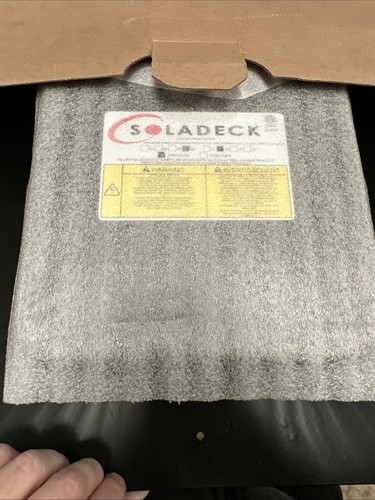 NEW SOLADECK 0799-5B FLASHED COMBINER ENCLOSURE BLACK - Picture 2 of 3