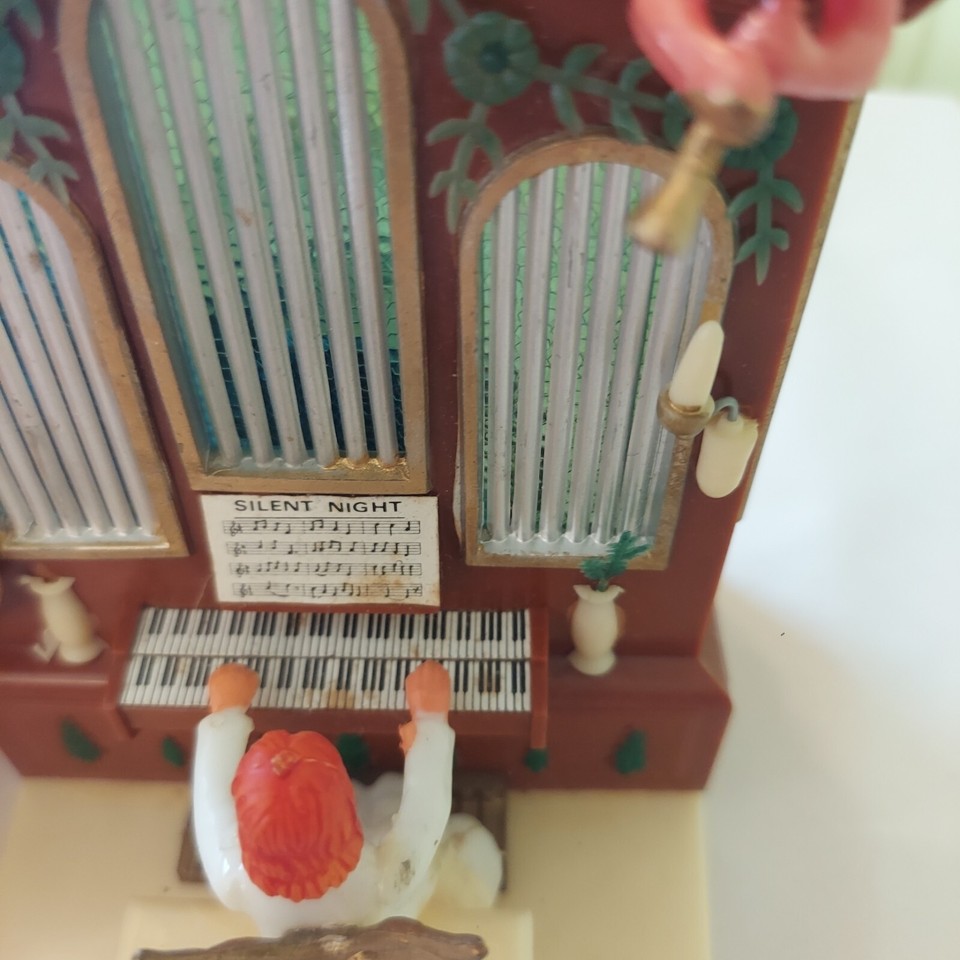 Vintage Angel Playing Organ Music Box Hong Kong by S. S. Kresge Co