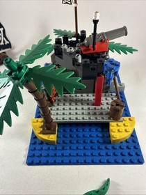 Lego Pirates 1788 Treasure Chest 100% Complete Vintage