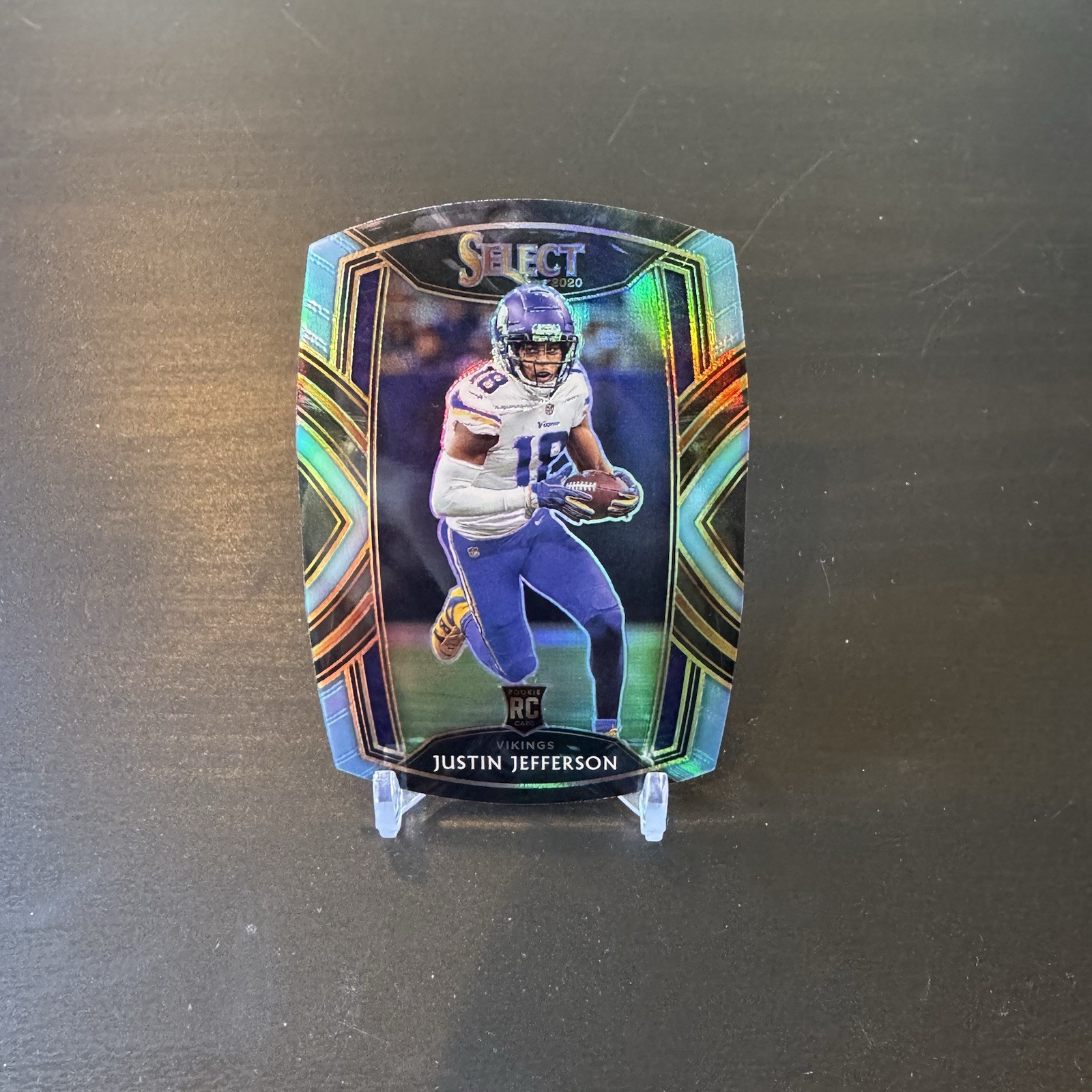 2020 Panini Select Justin Jefferson Club Level Die-cut Blue Prizm #261