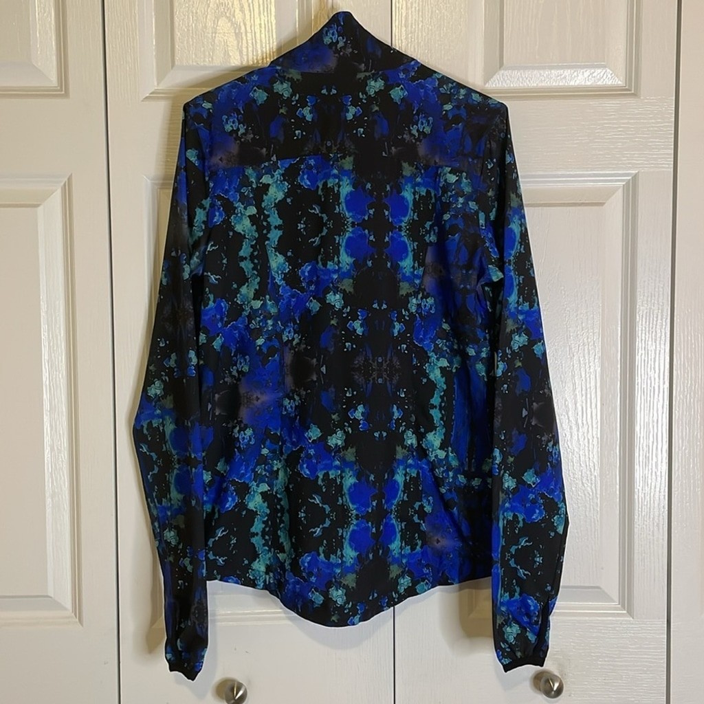 FABLETICS Zip Front Closure Windbreaker, Women's … - image 7