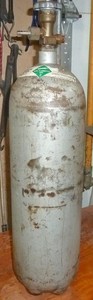 Empty 10 LB. CO2 STEEL BOTTLE CYLINDER 26 1/2" TALL CGA 320 VALVE 23LBS. WEIGHT