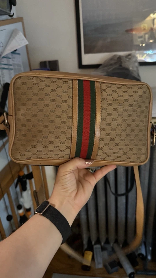 Vintage Gucci camera Bag - Sherry web, GG canvas with vachetta Leather - Image 2 of 4