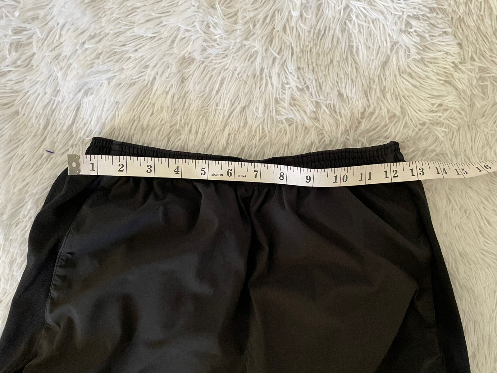 New Balance Basic Training Shorts Size Small. MEN - image 3