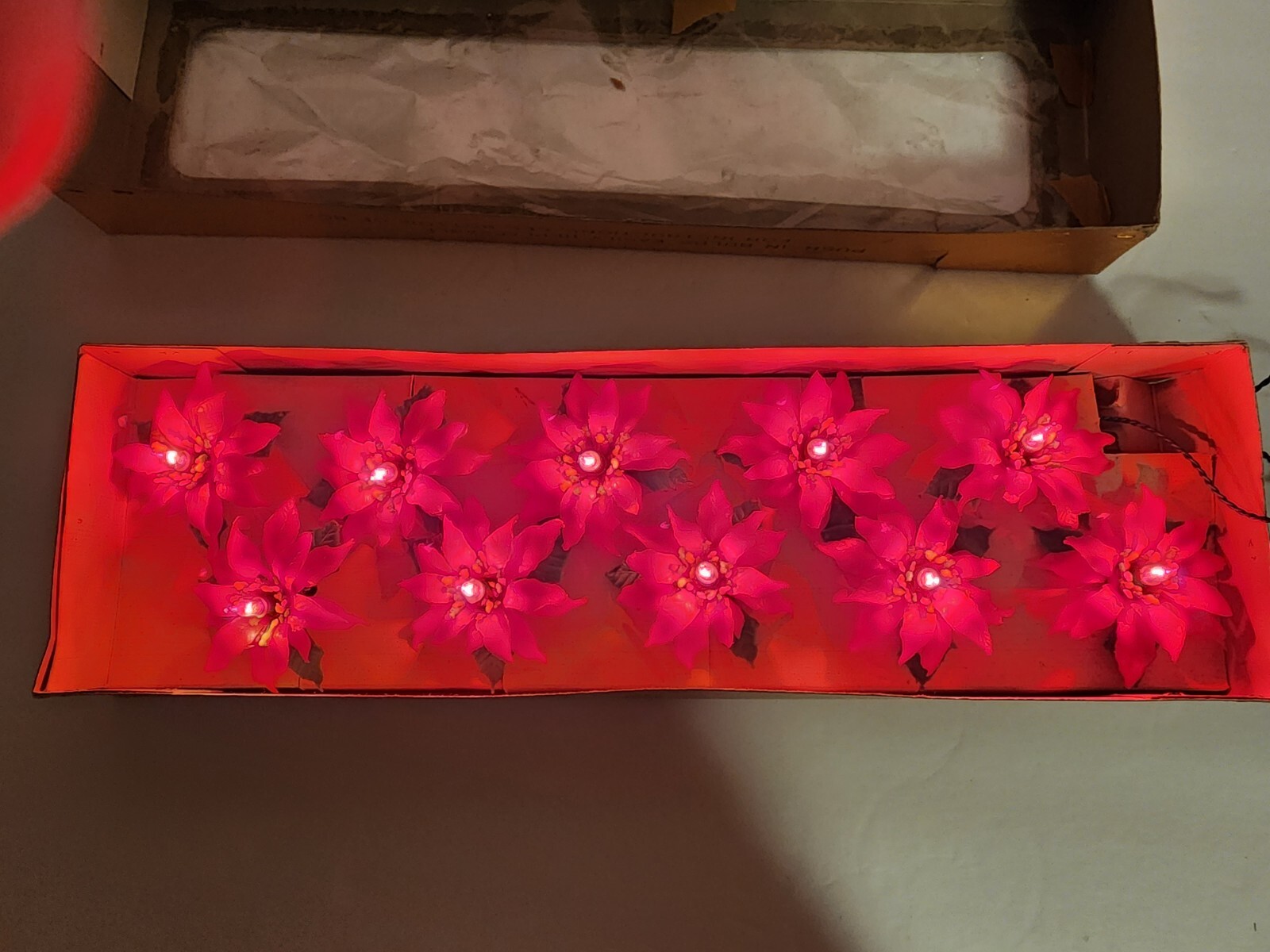 VINTAGE ITALIAN CHRISTMAS LIGHT STRINGS