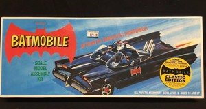 Polar Lights Batman Batmobile Classic Ed. 1/32 Plastic Model Kit # POL821 D8 858388008213 | eBay