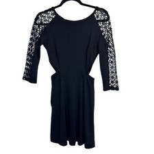 Free People Women’s Black 3/4 Lace Sleeve Open Back Sides Cut Mini Dress Size XS
