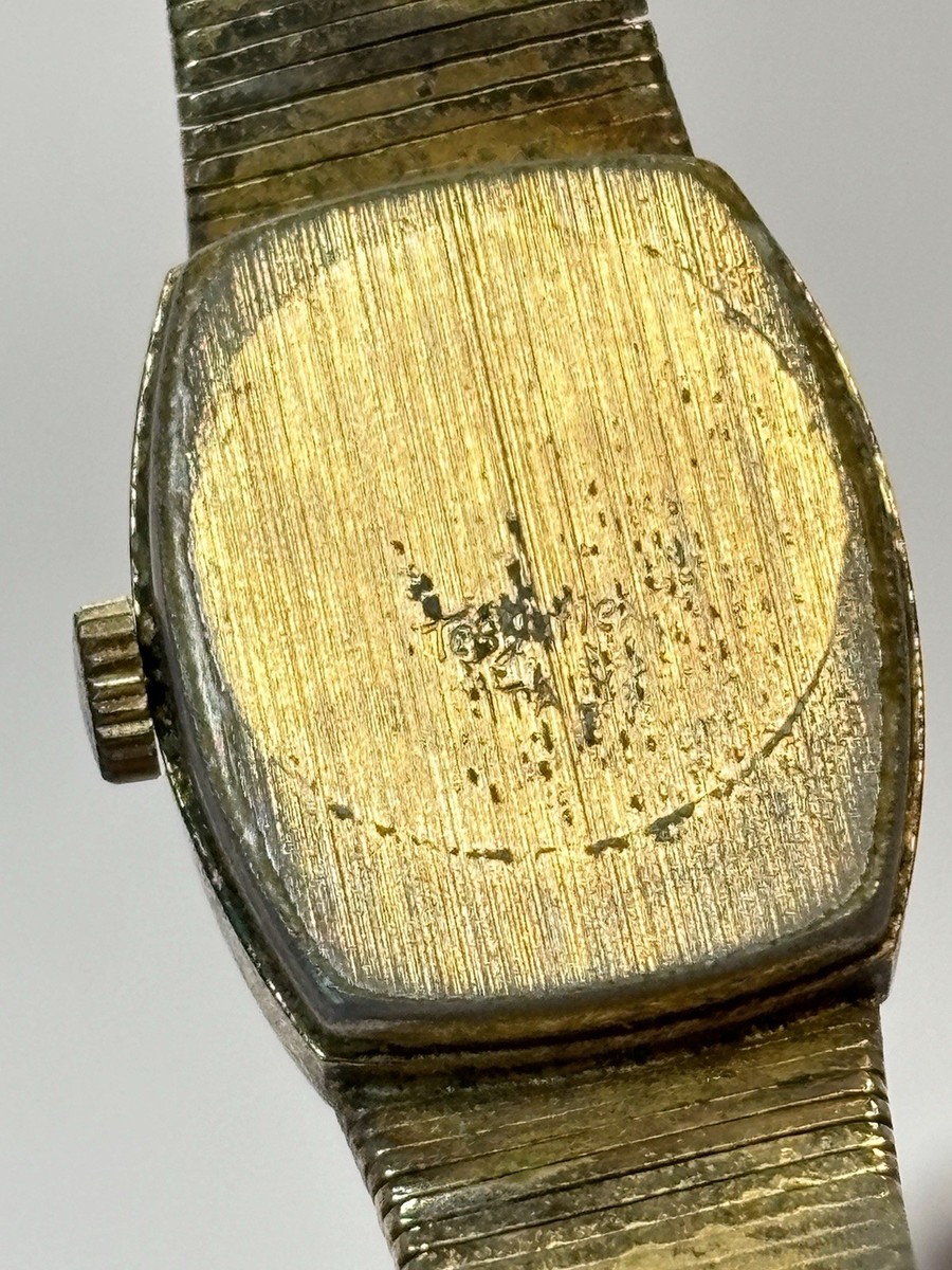 De Cesare 17 jewels italy ladies gold tone watch swiss movement runs! De Cesare 17 jewels italy ladies gold tone watch swiss  main image 4
