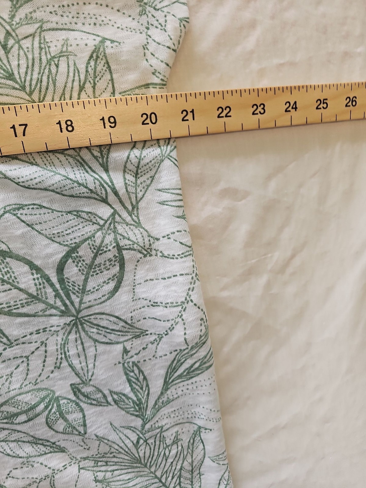 Encuentro Tropical Leaf Print V-Neck Slouchy Top D491 image 6