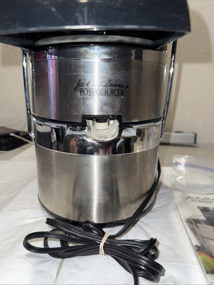 Exprimidor eléctrico Jack LaLanne’s Ultimate acero inoxidable modelo E-1188-1 Foto 2 de 4
