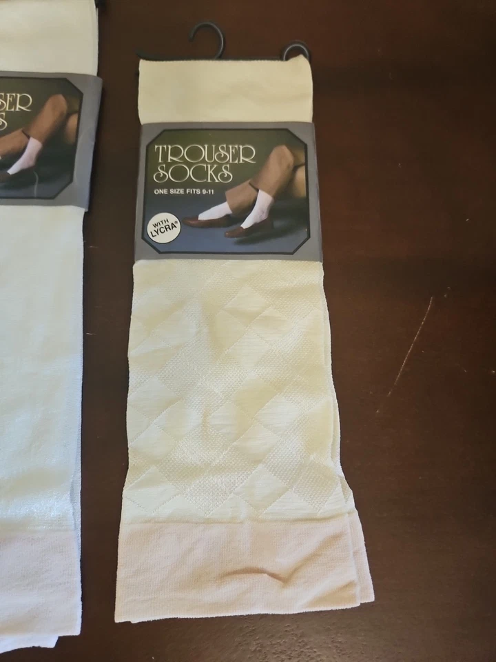 Vintage New In Package Trouser Socks 2 Pair Size 9-11 Unisex White & Off-White - Image 2 of 4