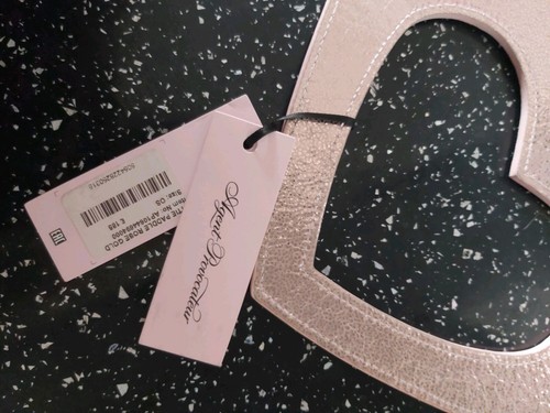 IT'S PLAYTIME.... AGENT PROVOCATEUR SEXY STUNNING ETTIE PINK HEART PADDLE BNWT - Picture 7 of 7