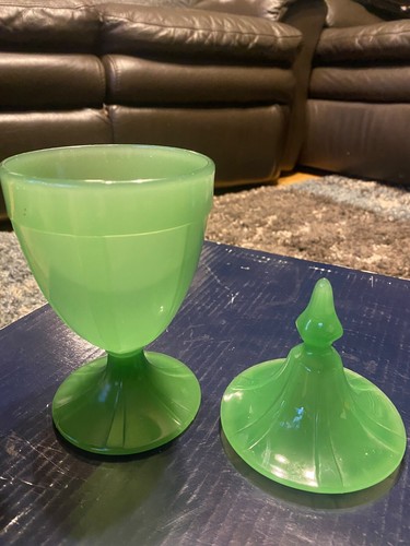 Northwood Colonial Opaque Jadeite Green Covered Apothecary Jar 1920’s - Picture 3 of 6