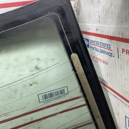 01 02 03 04 05 LEXUS IS300 RWD REAR BACK WINDSHIELD WINDOW GLASS OEM - Picture 13 of 15