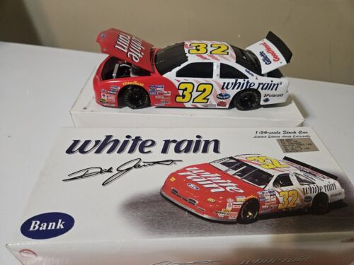 1997 Dale Jarrett #32 White Rain 1/24 Scale Action NASCAR Diecast Bank - Imagen 1 de 9