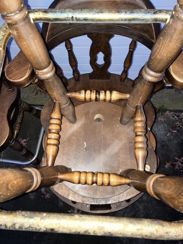Pair of Captain's Mate Colonial Swivel Bar Stools 3 - Image 3 of 4