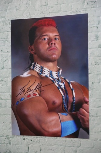 ORIGINAL Autogramm von Tatanka. pers. gesammelt. 100% ECHT. GROSSFOTO. WWE