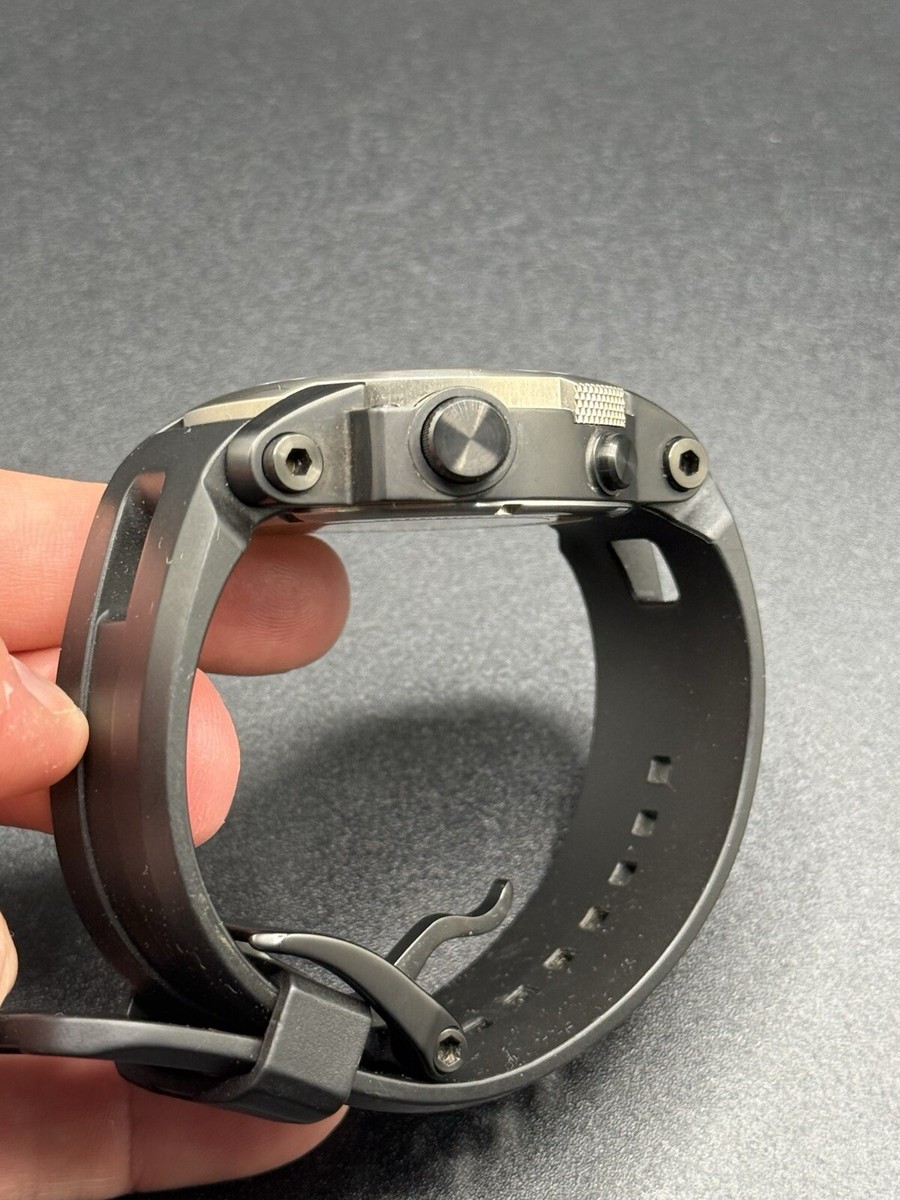 Oakley Kill Switch Stealth w/Black Dial Titanium Bezel Watch  display picture 1