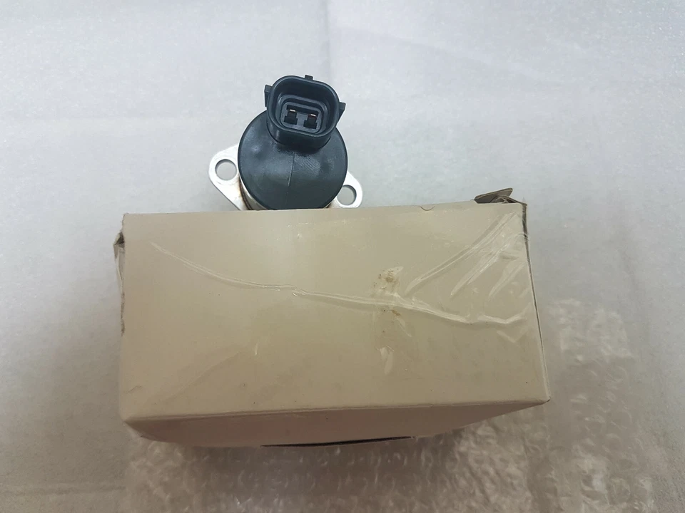 Válvula de control de succión Denso SCV 294200-4760 para Mitsubishi L200 Isuzu 4D46 Foto 4 de 4