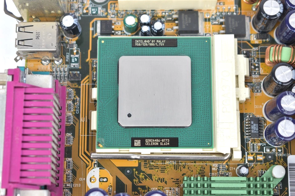 ASUS CUBX-E + Celeron 950MHz + 128MB RAM – Retro Gaming, 440BX chipset - Image 3 of 4