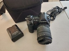 Olympus E-1 DSLR Camera w/ 18-125mm 1:3.5-5.6 Zoom Lens Batt Case Charger