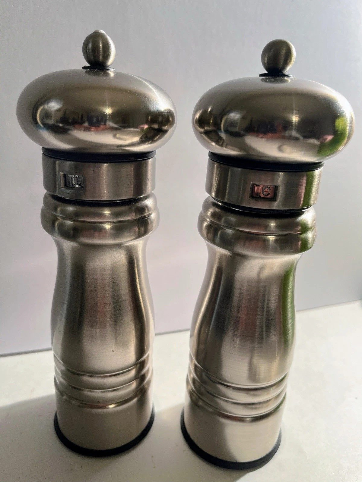 William Bounds Salt & Pepper Grinder Mill Set Silver 2 Piece Lg 8”Tall
