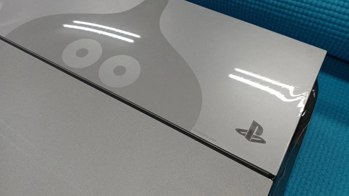 PlayStation 4 - Original Silver Video Game Home Consoles for sale