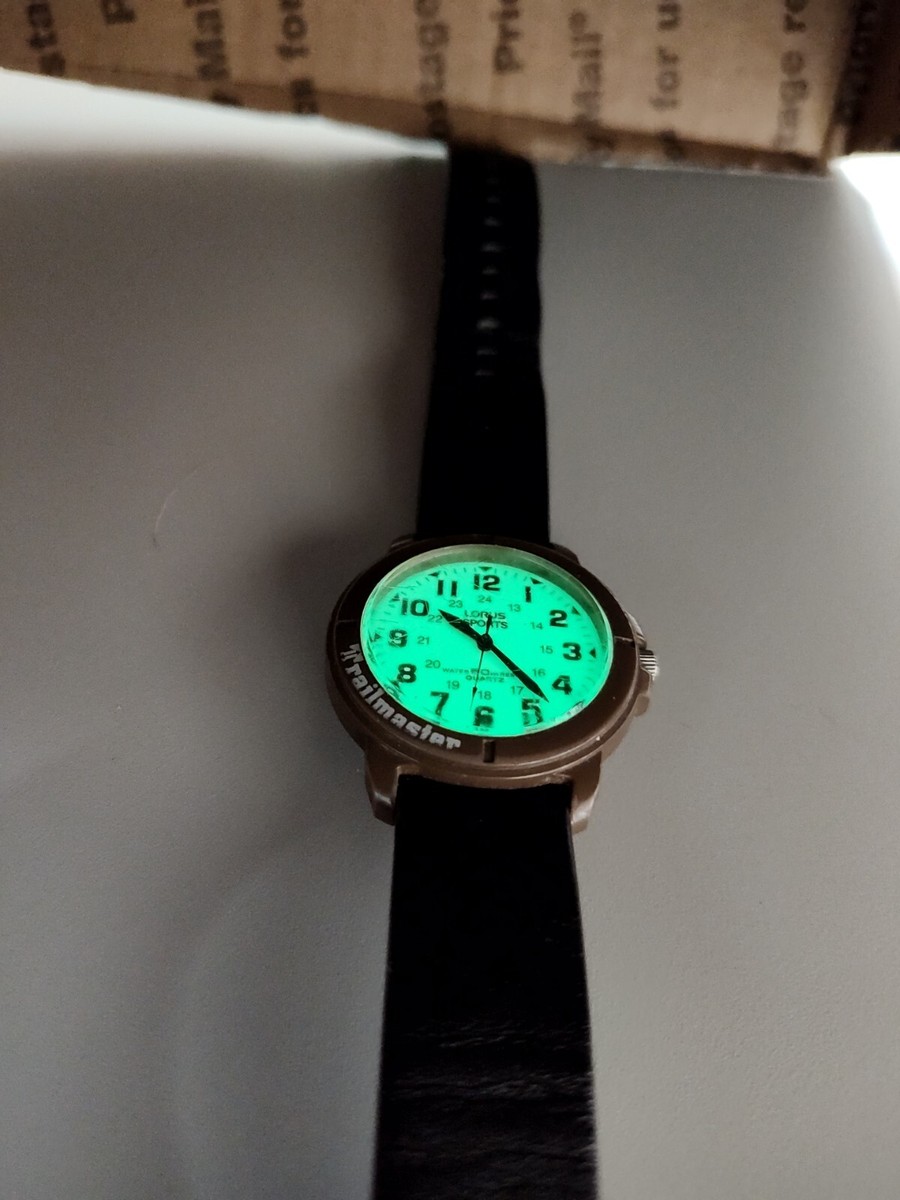 LORUS Trailmaster - Glow in the Dark - Quartz Watch - Japan - V515