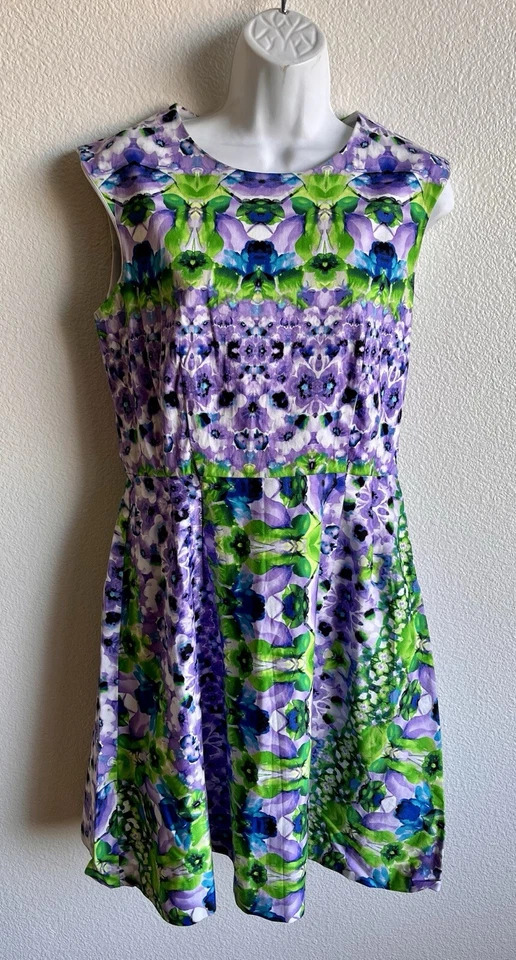 Vestido recto sin mangas Gabby Skye abstracto púrpura, verde y azul hoja talla 8 Foto 2 de 4