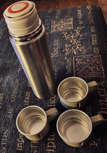 500ml Flask Gift Set Stainless Steel Travel Mug Set Vaccum Flask Gift Box 3 Cups - Picture 2 of 2
